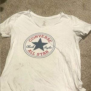 I never wear this shirt anymore so I’m selling it lol